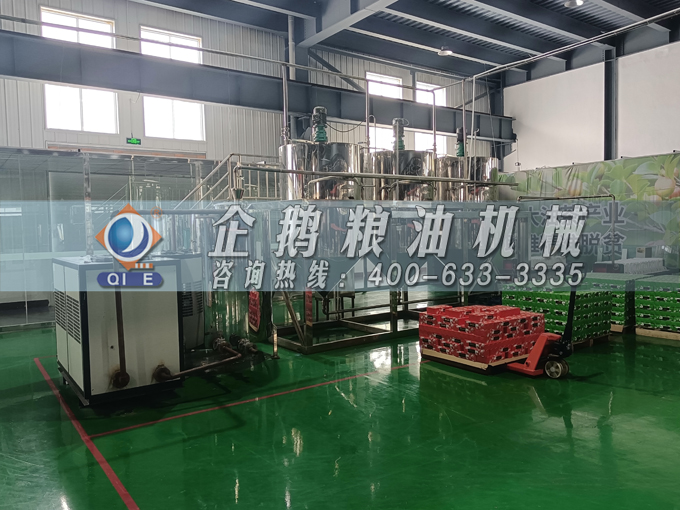 企鵝牌茶籽油雙螺桿榨油機(jī)，用心制造獲得客戶認(rèn)可(圖3)