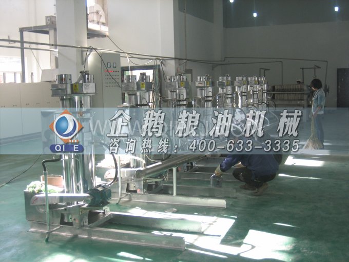 芝麻油壓榨處理設(shè)備，企鵝牌液壓榨油機(jī)勇于創(chuàng)新生產(chǎn)效率高(圖5)